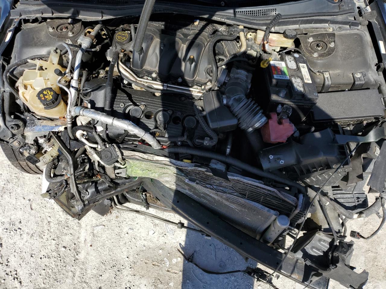 2010 Ford Fusion - Image 11
