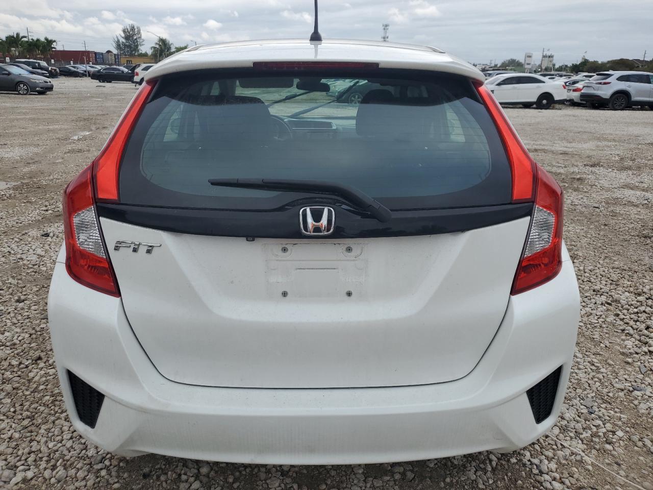 2017 Honda Fit Lx VIN: 3HGGK5H5XHM702133 Lot: 49321414