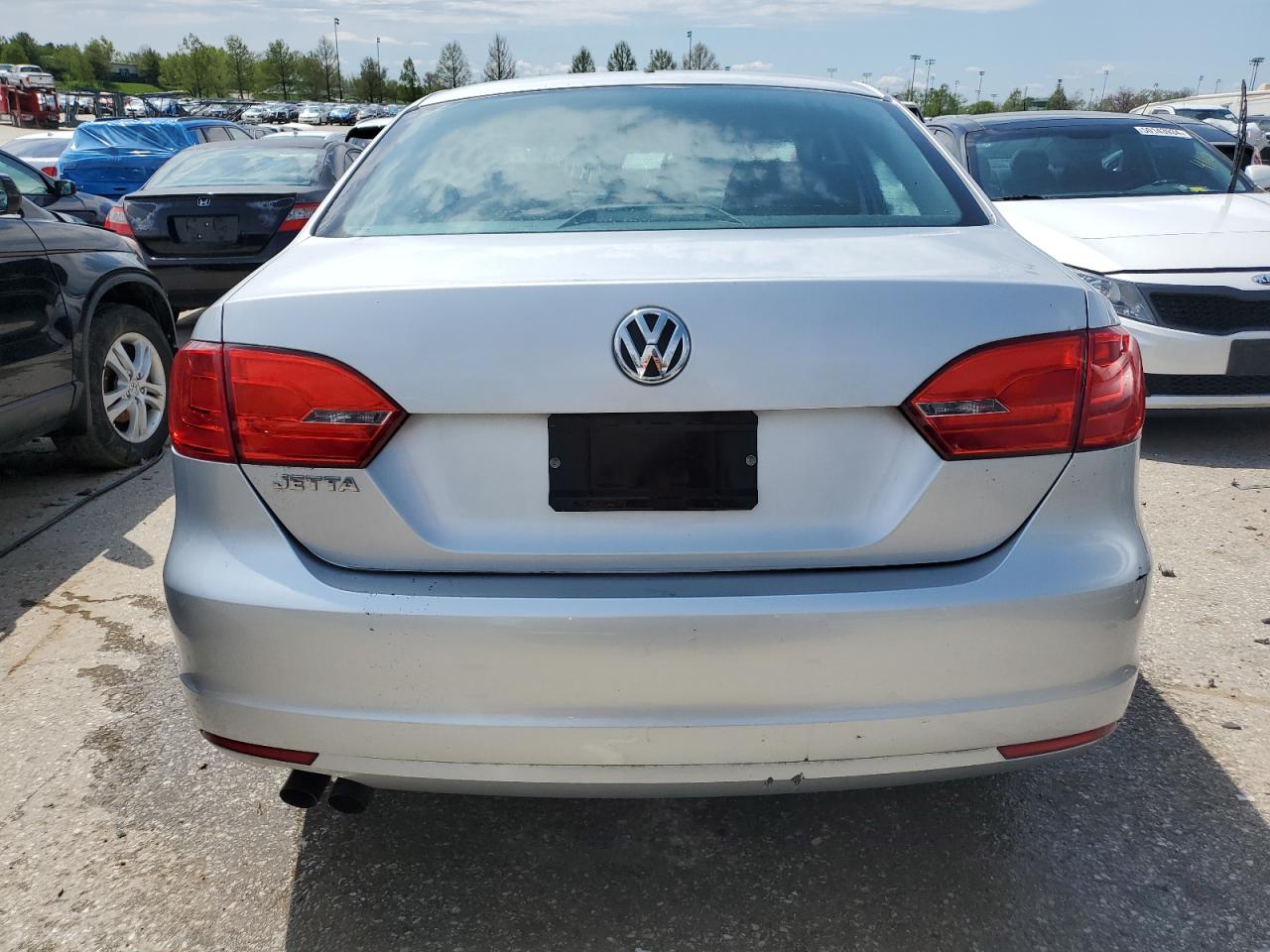 2013 Volkswagen Jetta Base VIN: 3VW2K7AJ2DM362429 Lot: 49935234