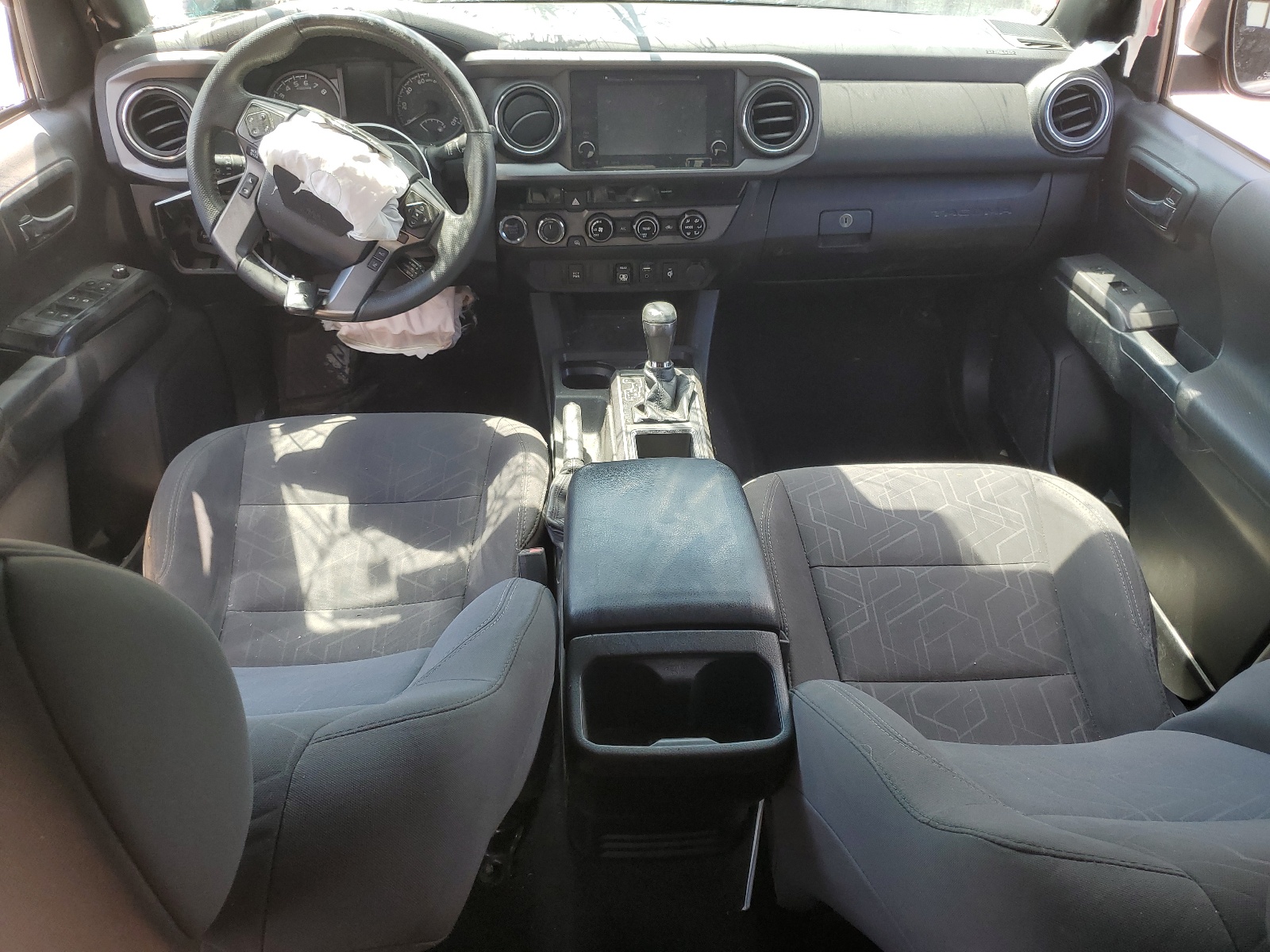 5TFCZ5AN6JX154036 2018 Toyota Tacoma Double Cab