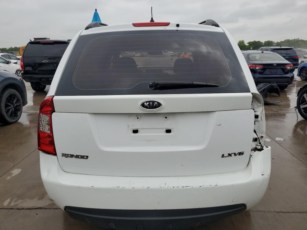 2008 Kia Rondo Lx VIN: KNAFG526887154976 Lot: 52313604