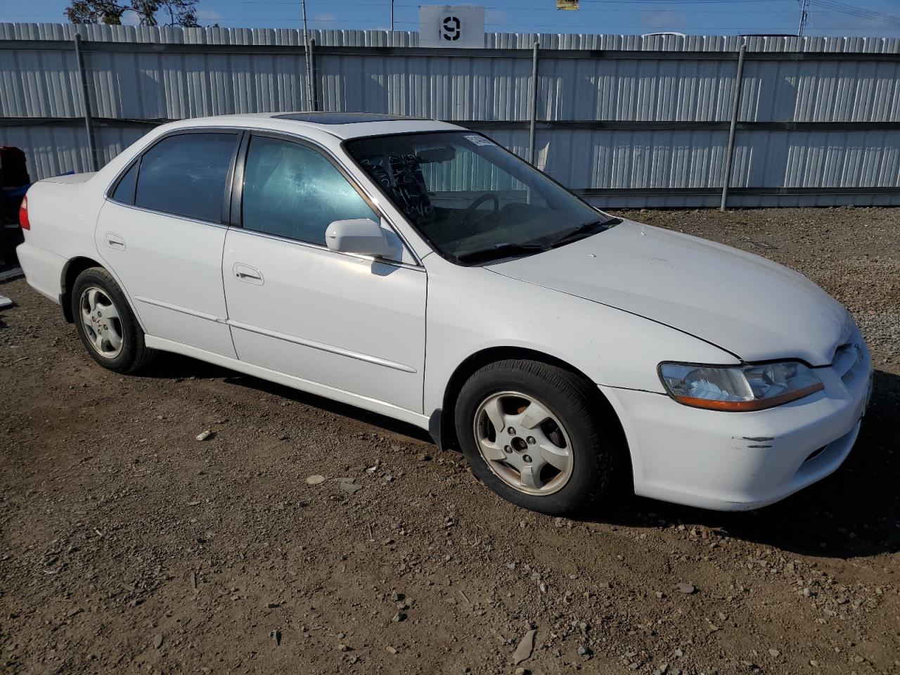 1998 Honda Accord - Image 4