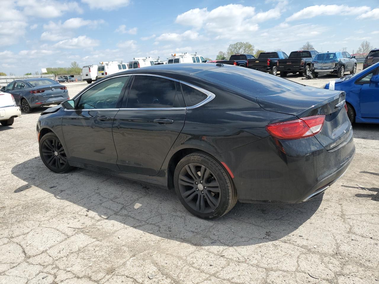 2016 Chrysler 200 - Image 2