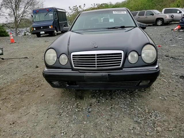 1999 Mercedes-Benz E 430 VIN: WDBJF70H4XA818321 Lot: 51560014