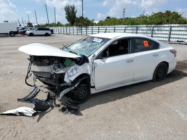 Sedans NISSAN ALTIMA 2014 White