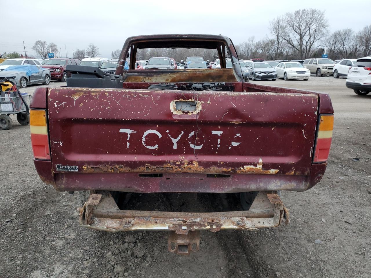 1991 Toyota Pickup 1/2 Ton Short Wheelbase Dlx VIN: JT4RN01P7M7052226 Lot: 47912664