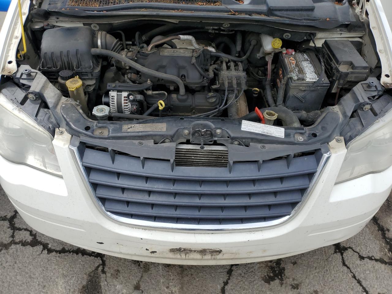 2008 Chrysler Town & Country Lx VIN: 2A8HR44H58R615556 Lot: 52775184