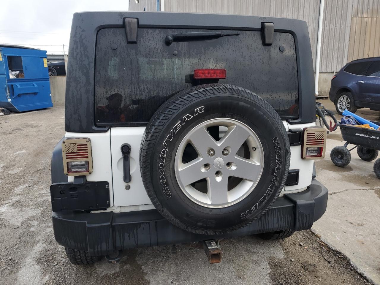 1J4BA3H13BL575063 2011 Jeep Wrangler Unlimited Sport