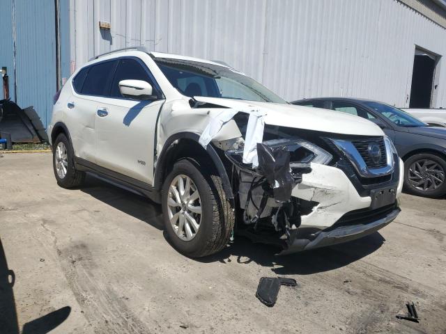  NISSAN ROGUE 2018 White