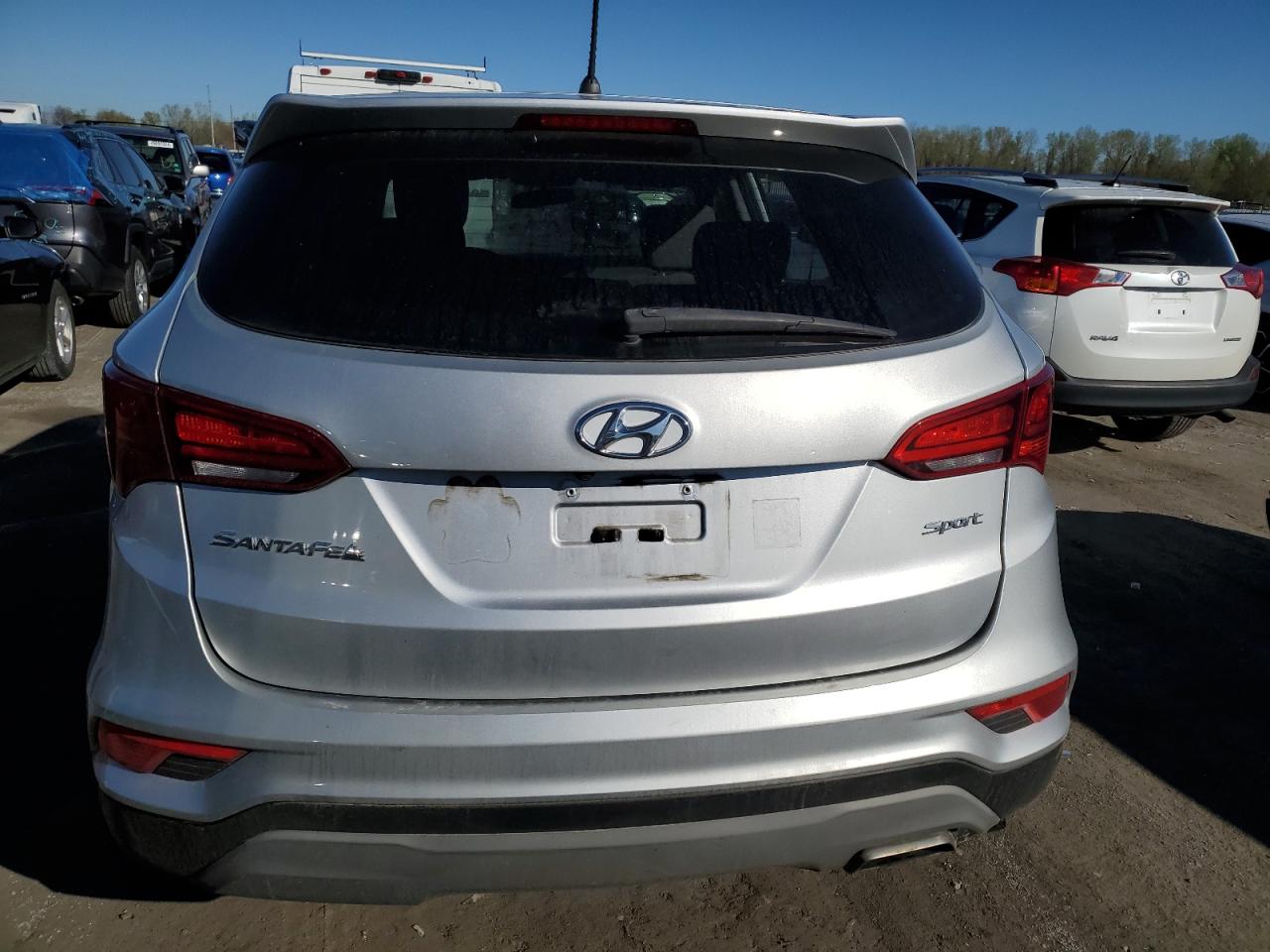 2018 Hyundai Santa Fe Sport VIN: 5XYZT3LB7JG573180 Lot: 49905164