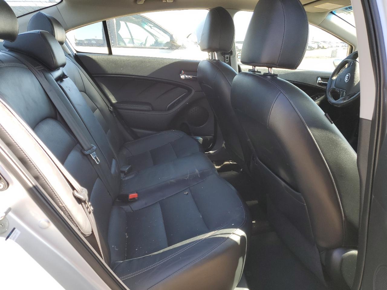 2015 Kia Forte Ex VIN: KNAFZ4A89F5260417 Lot: 49849274