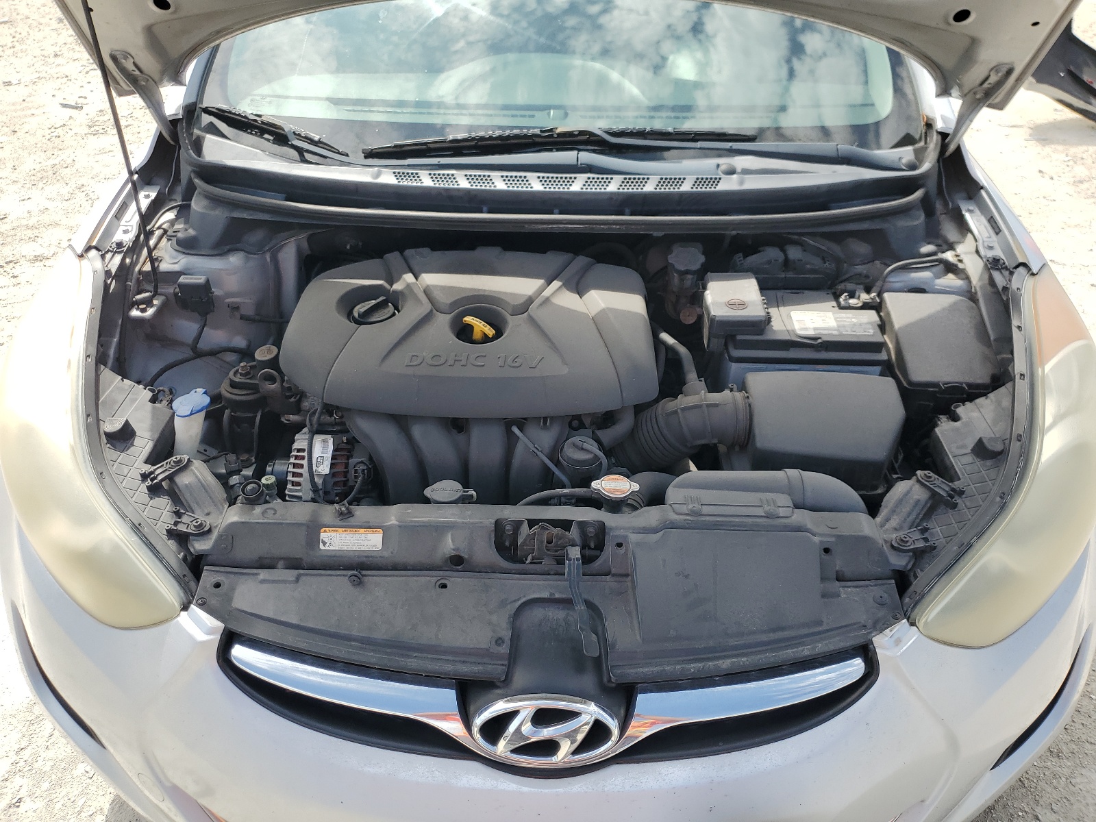 5NPDH4AE8BH031000 2011 Hyundai Elantra Gls