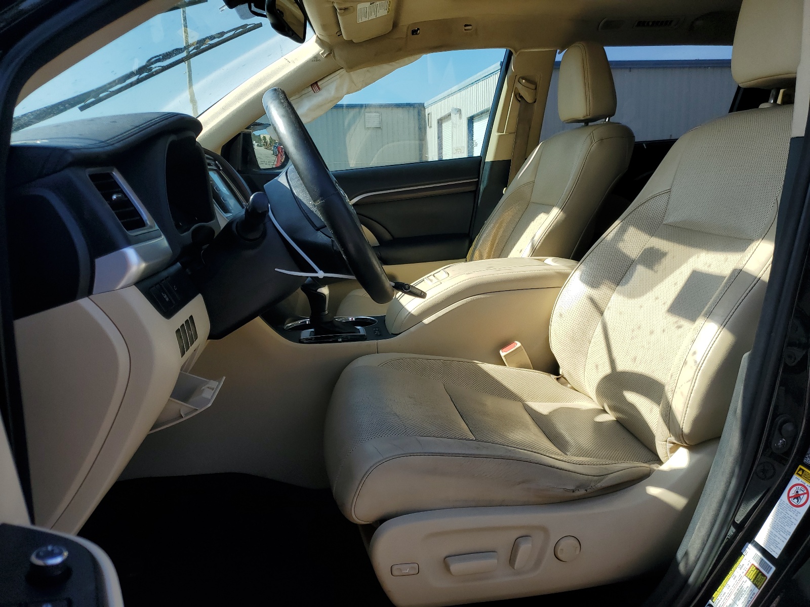 5TDDCRFH2FS010139 2015 Toyota Highlander Hybrid Limited