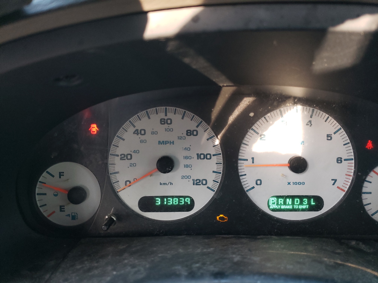 2D4GP44L04R504262 2004 Dodge Grand Caravan Sxt