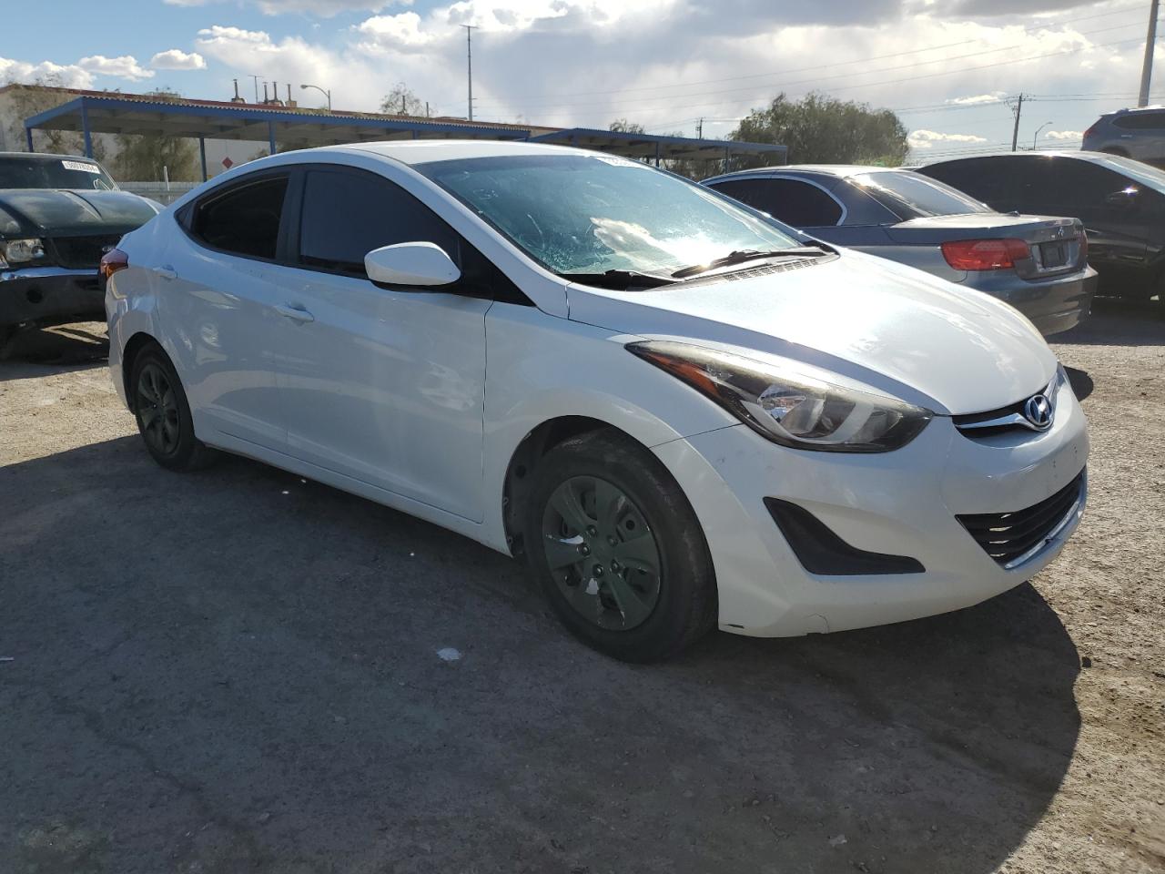 2016 Hyundai Elantra Se VIN: 5NPDH4AE3GH700216 Lot: 50306824