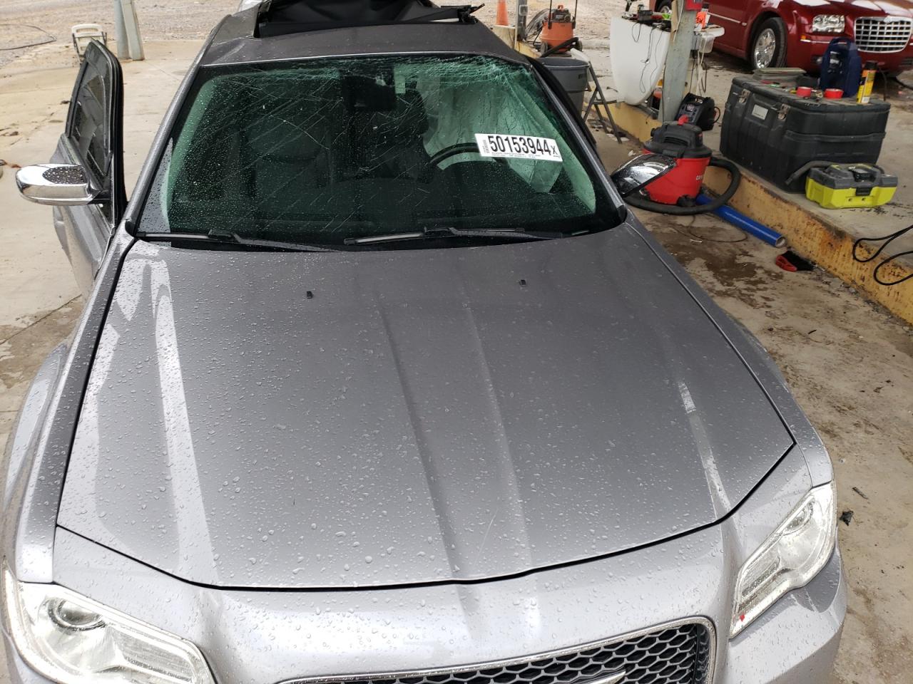 2017 Chrysler 300 - Image 12