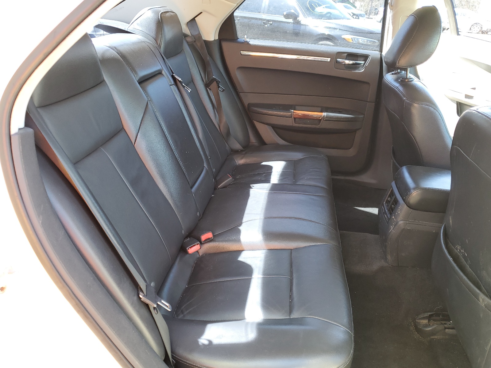 2C3CA3CVXAH239799 2010 Chrysler 300 Limited