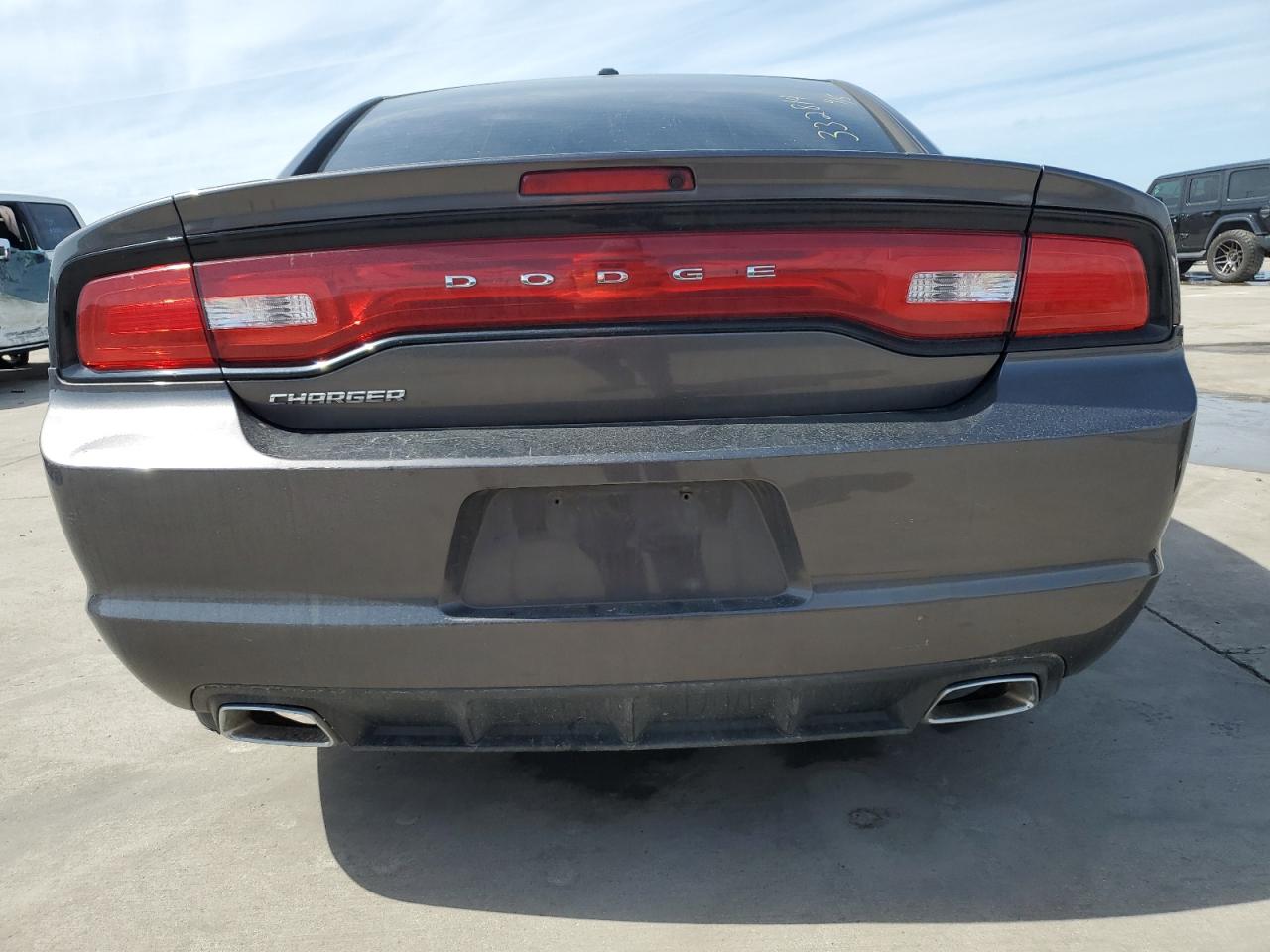 2C3CDXBG0EH236322 2014 Dodge Charger Se