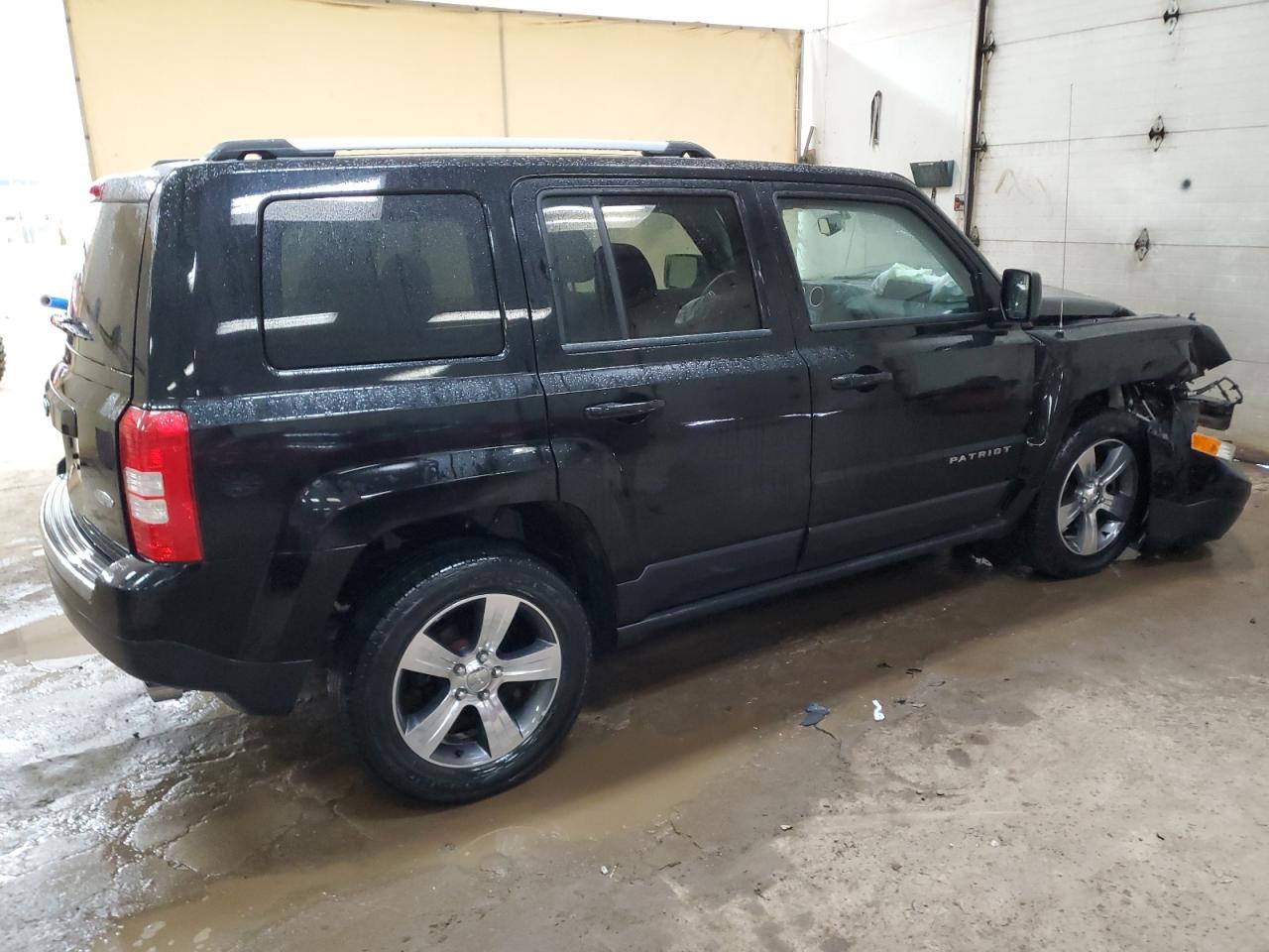 1C4NJRFB1HD205945 2017 Jeep Patriot Latitude