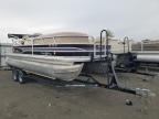 2015 Sun Tracker Party Bard for Sale in Cahokia Heights, IL - Minor Dent/Scratches