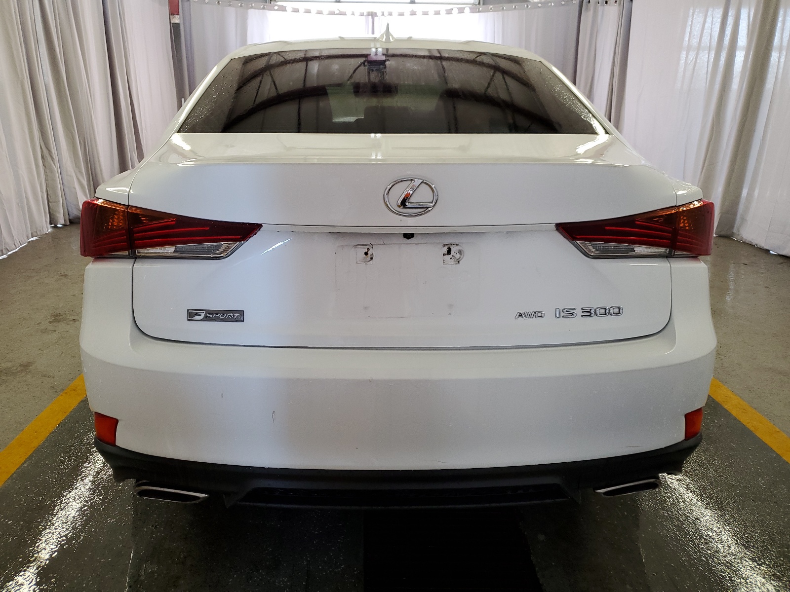 JTHC81D26J5033806 2018 Lexus Is 300