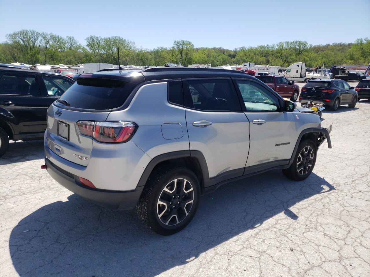 2020 Jeep Compass - Image 3