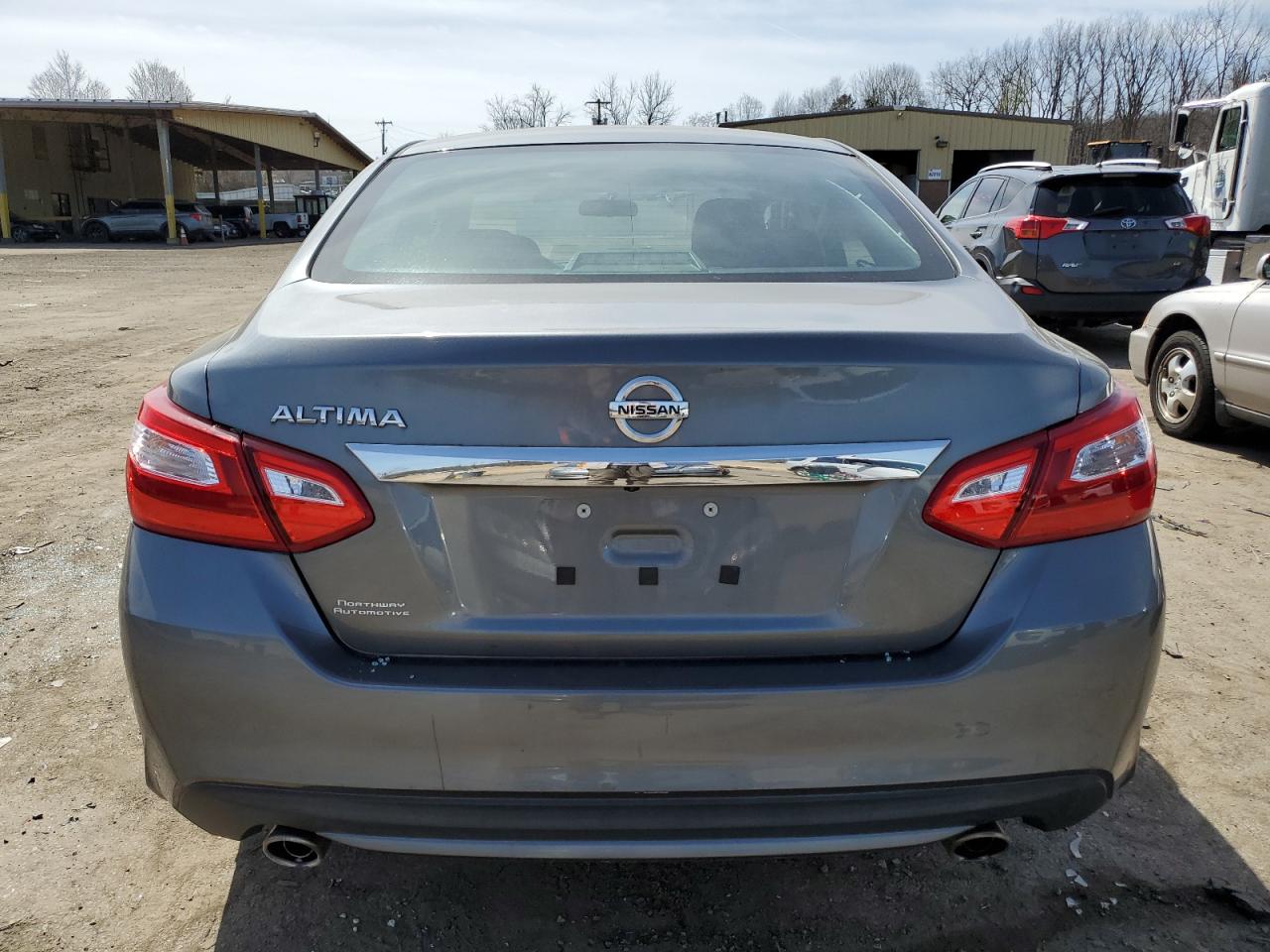 1N4AL3AP4GC266015 2016 Nissan Altima 2.5