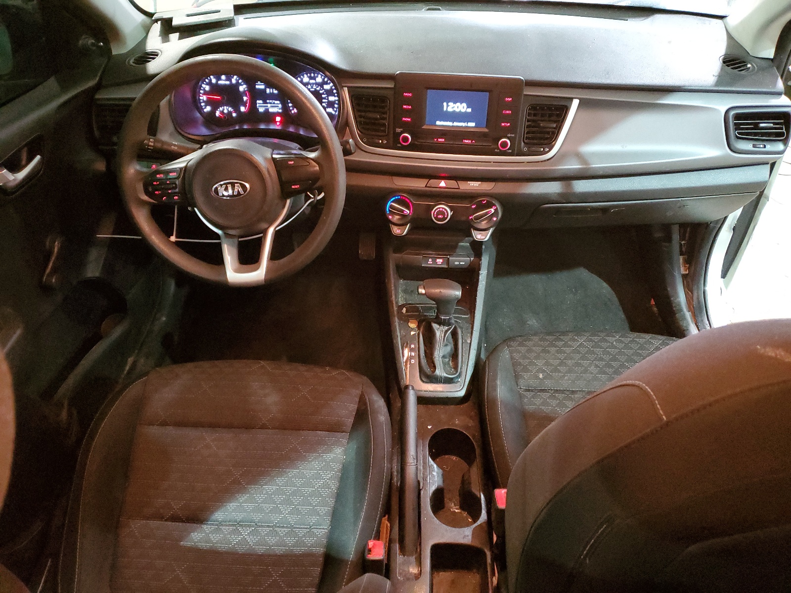 3KPA24AB3JE125458 2018 Kia Rio Lx