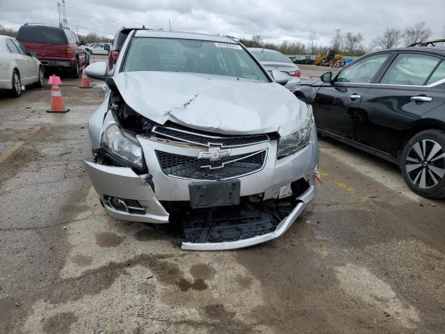 Седаны CHEVROLET CRUZE 2014 Серебристый