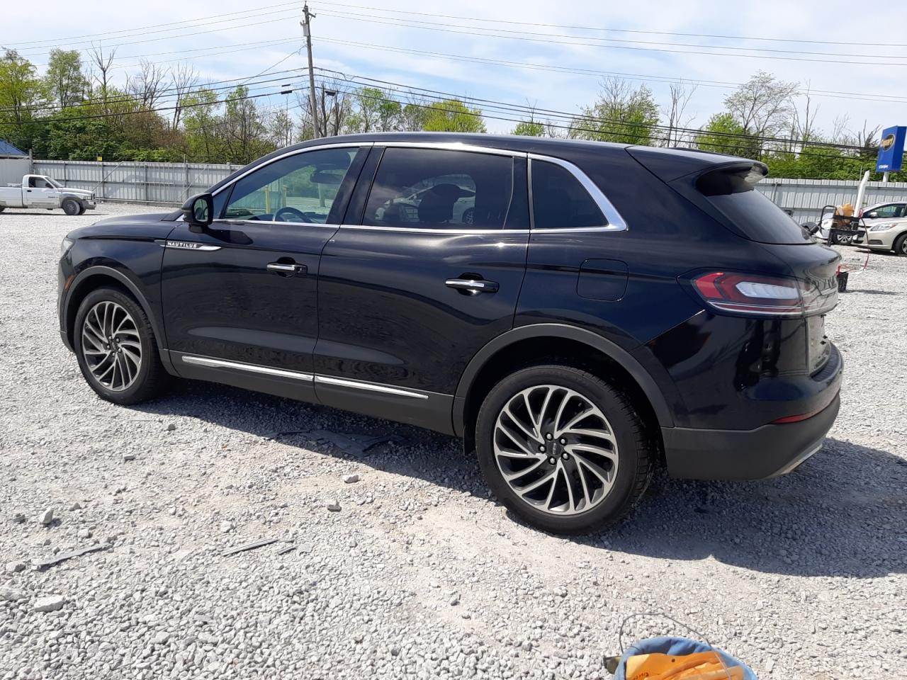 2019 Lincoln Nautilus Reserve VIN: 2LMPJ8L96KBL21627 Lot: 51814404