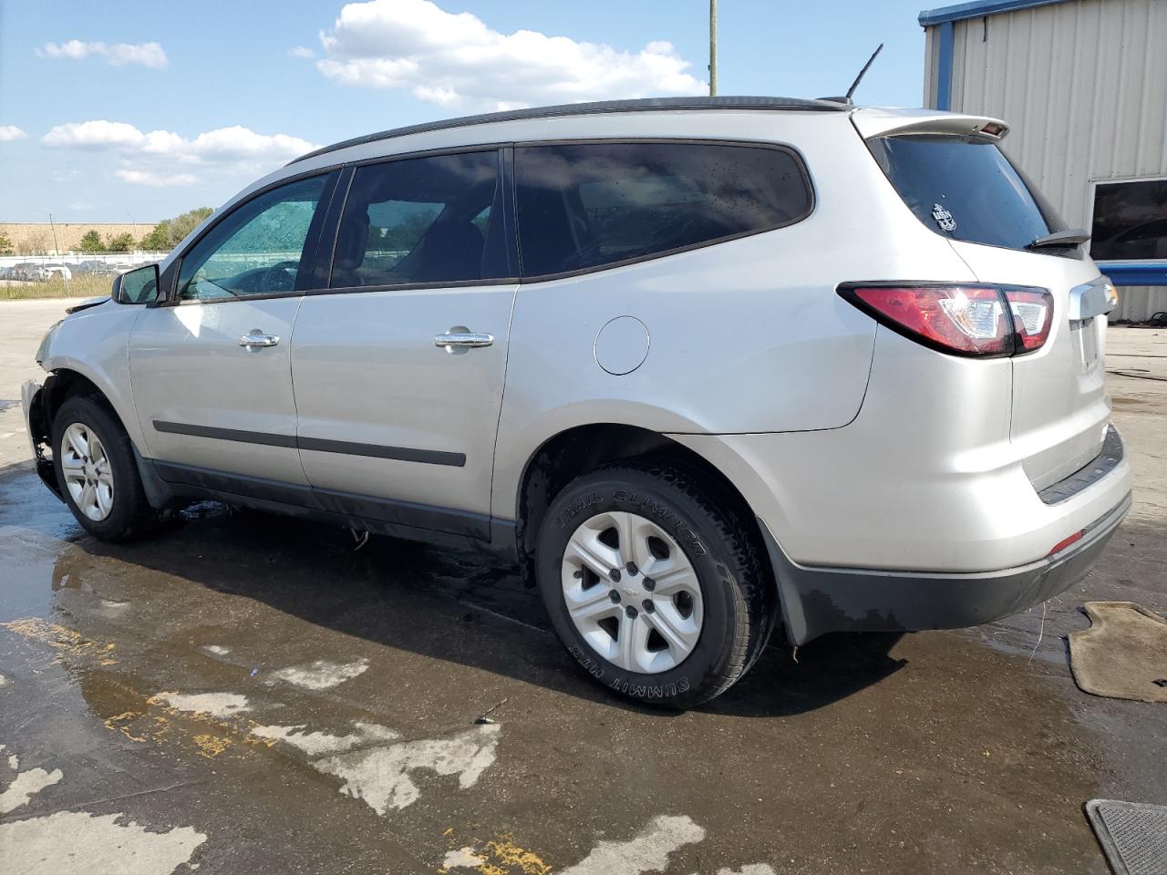 2016 Chevrolet Traverse Ls VIN: 1GNKRFED5GJ276943 Lot: 52102134