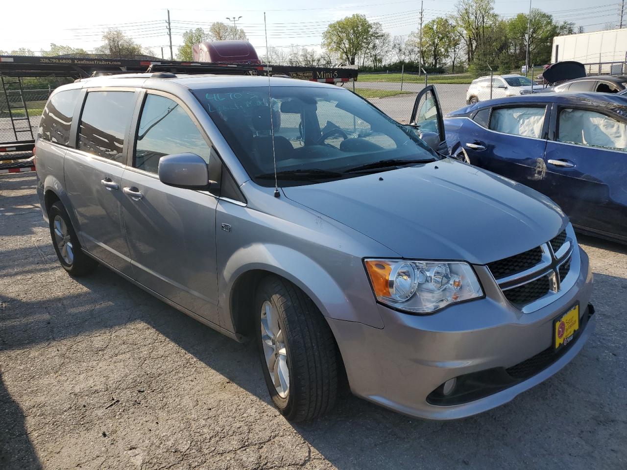 2019 Dodge Grand Caravan Sxt VIN: 2C4RDGCG5KR809175 Lot: 50447564