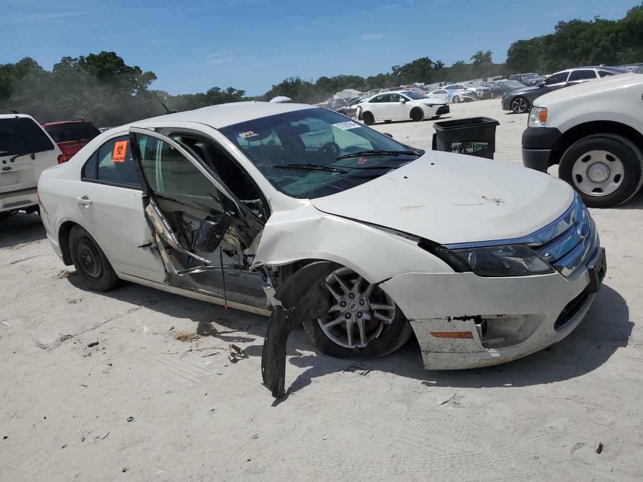 2011 Ford Fusion S VIN: 3FAHP0GA4BR268555 Lot: 51028794