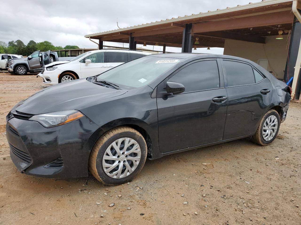 2018 Toyota Corolla L VIN: 5YFBURHE9JP756385 Lot: 51031244