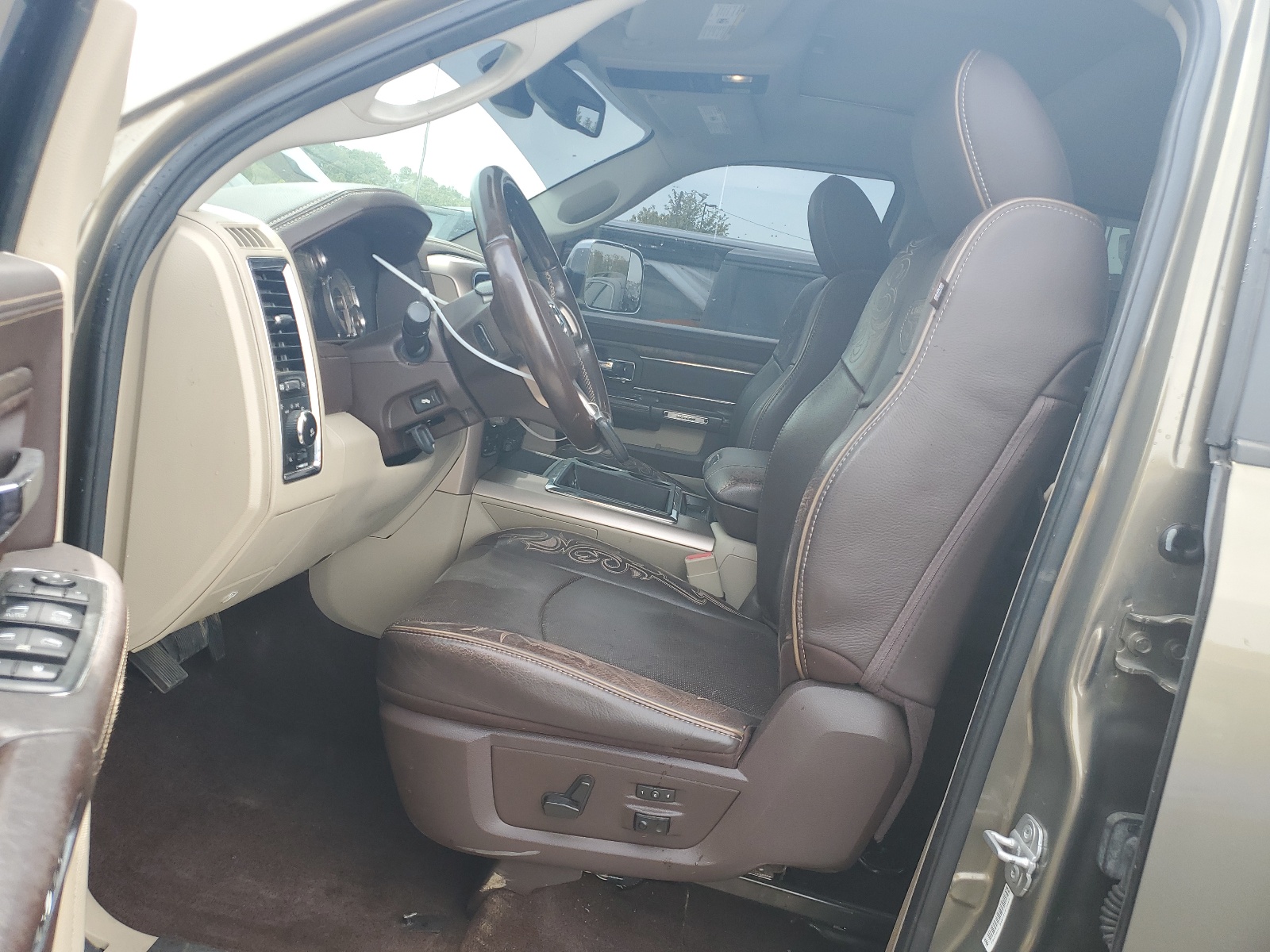 1C6RR7WT5DS676856 2013 Ram 1500 Longhorn