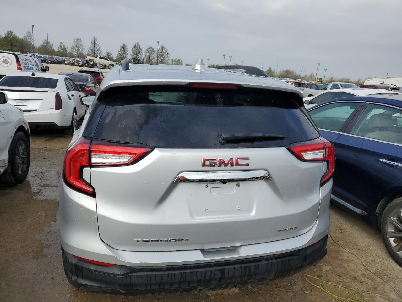 3GKALTEV5NL218516 2022 GMC Terrain Sle