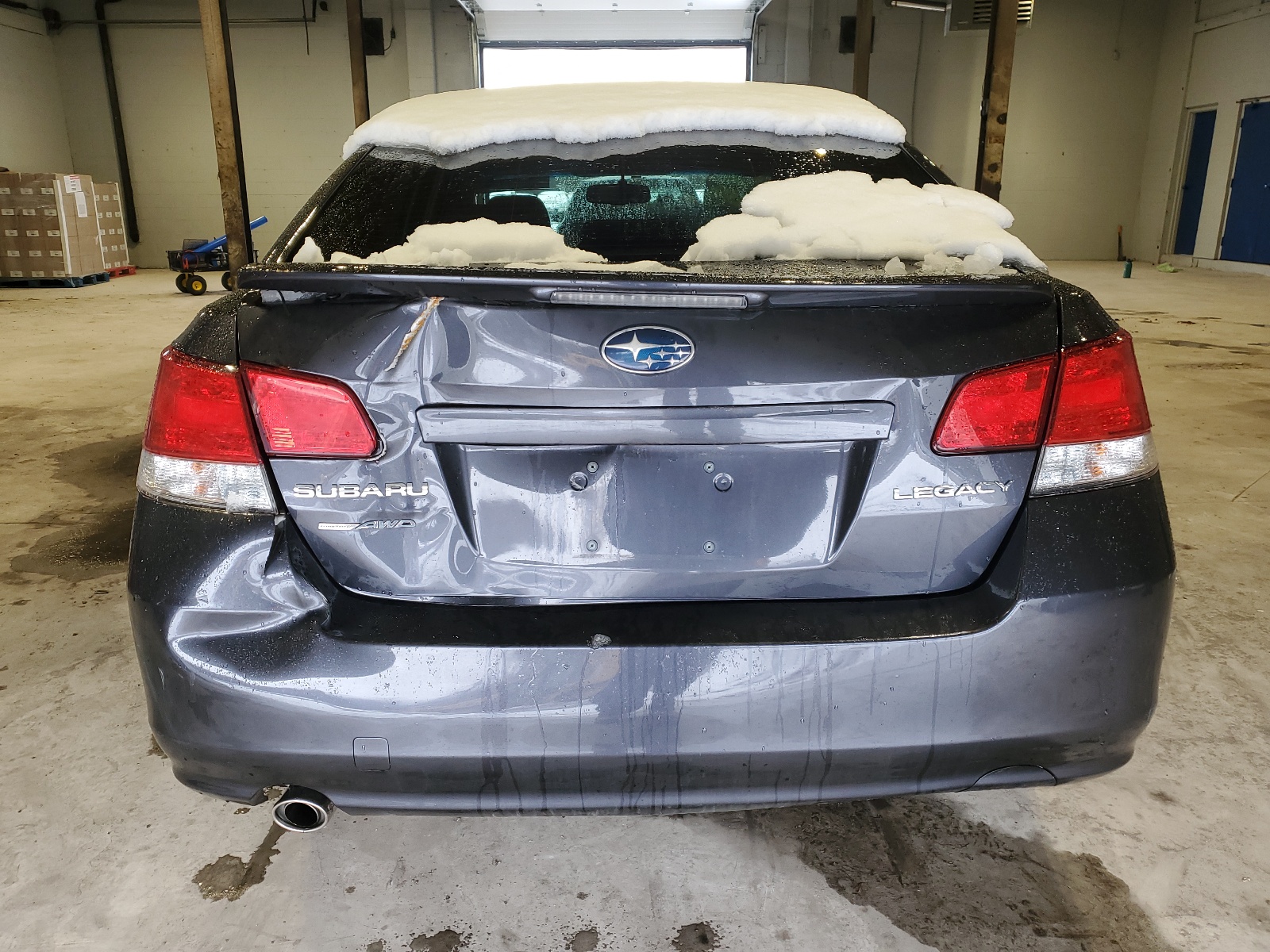 4S3BMGG68B3246358 2011 Subaru Legacy 2.5I Premium