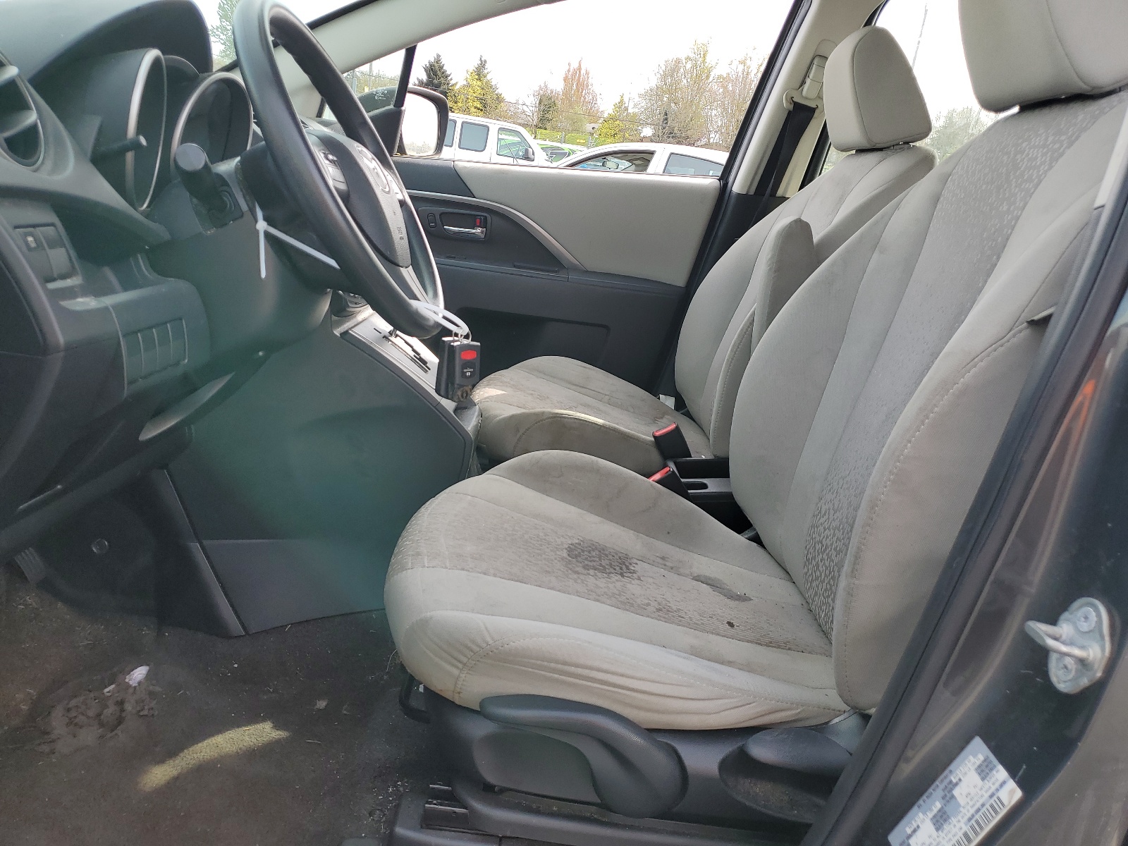 JM1CW2BL7C0139271 2012 Mazda 5