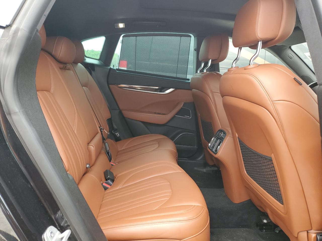 ZN661XUL6JX269776 2018 Maserati Levante Luxury