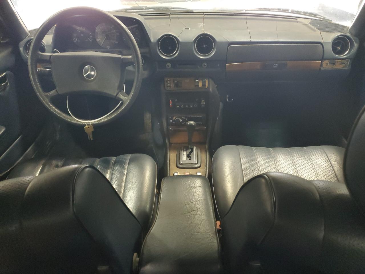 1983 Mercedes-Benz 300 Dt VIN: WDBAB33A6DB034893 Lot: 49307094