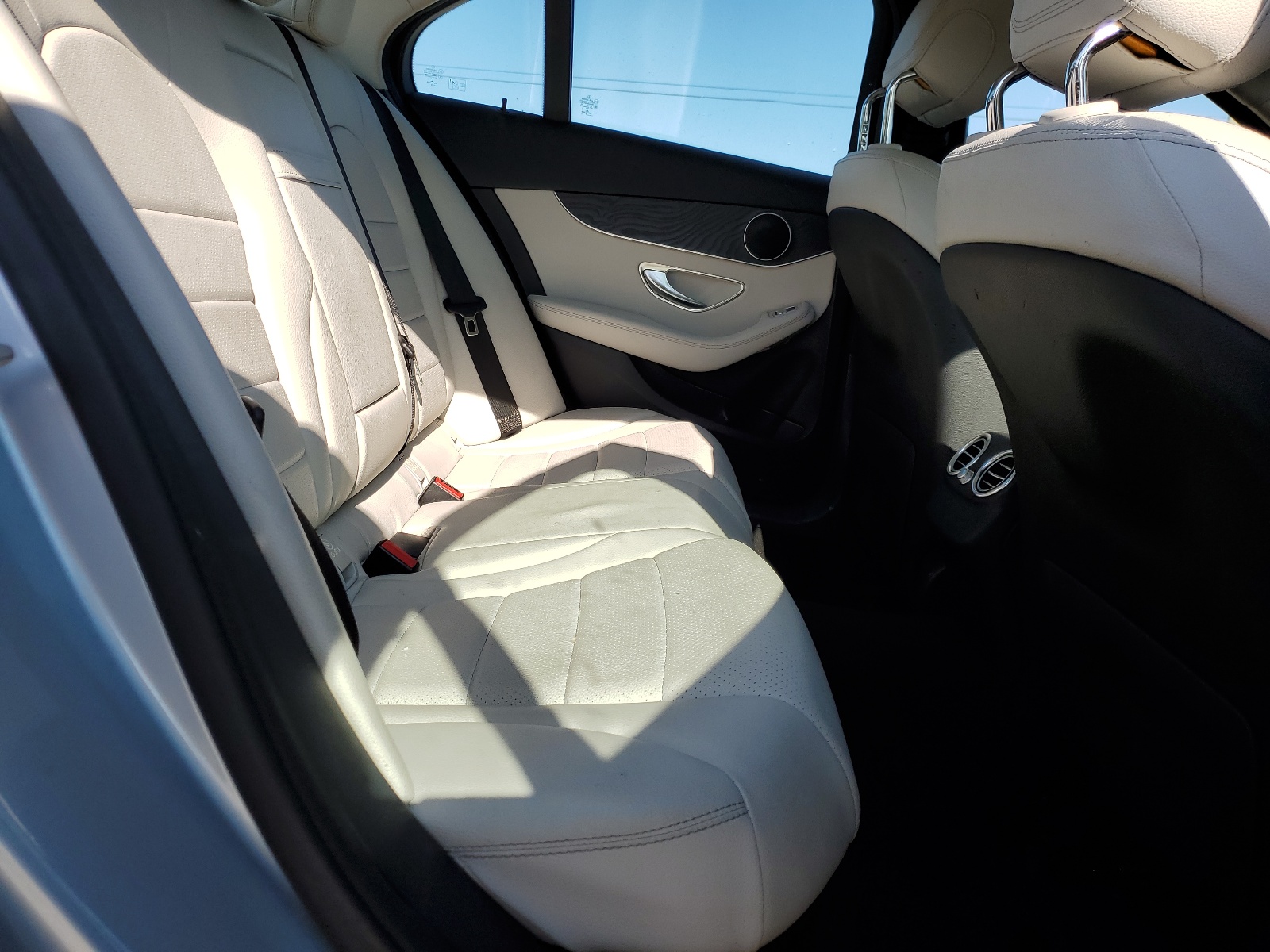 55SWF4KB6GU148730 2016 Mercedes-Benz C 300 4Matic