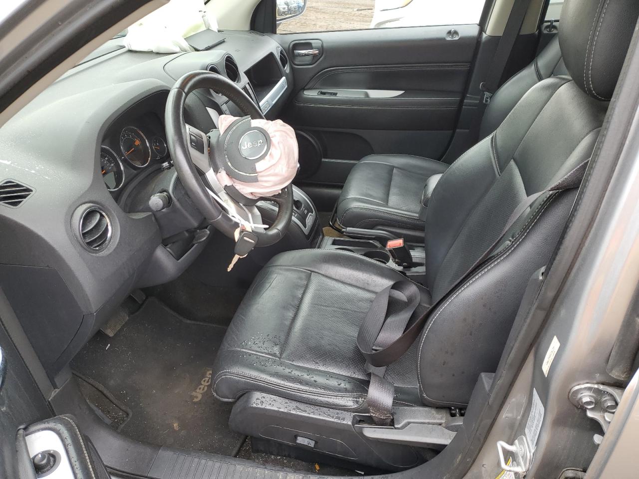 2016 Jeep Compass Latitude VIN: 1C4NJCEA4GD761722 Lot: 51242744