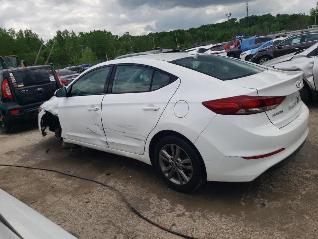  HYUNDAI ELANTRA 2018 Белый