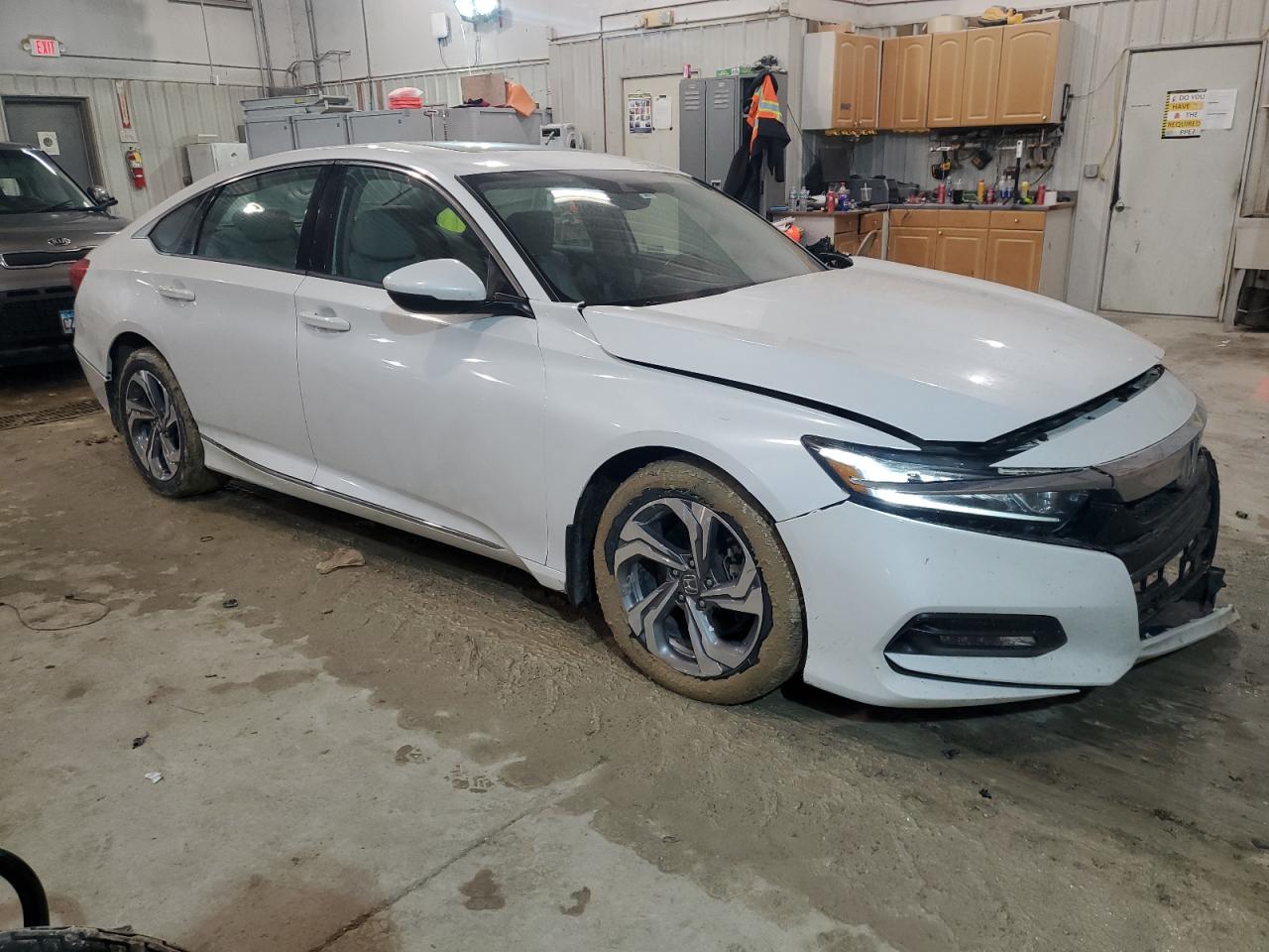 2018 Honda Accord Exl VIN: 1HGCV2F51JA022230 Lot: 52233274