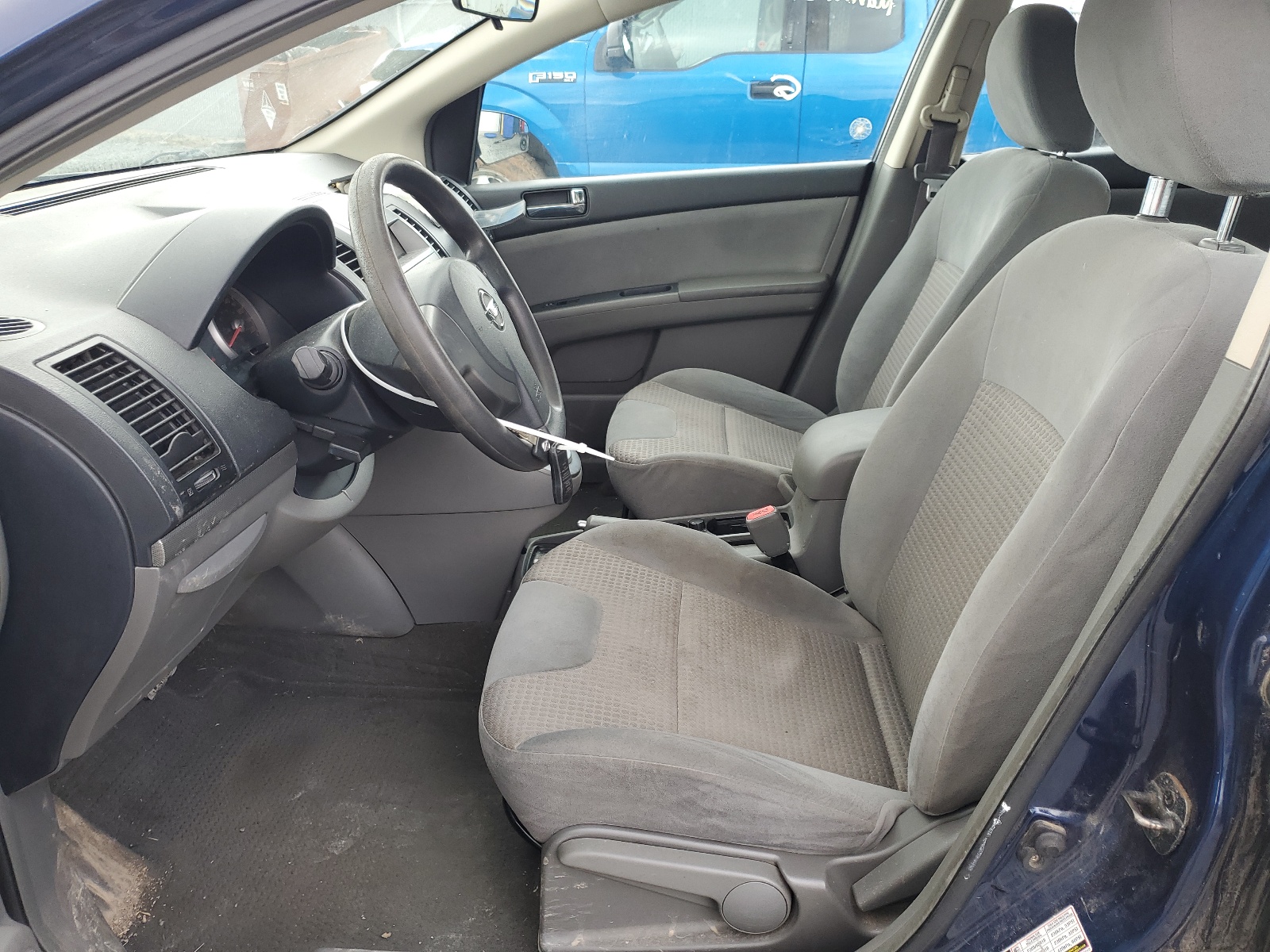 3N1AB61E38L689447 2008 Nissan Sentra 2.0