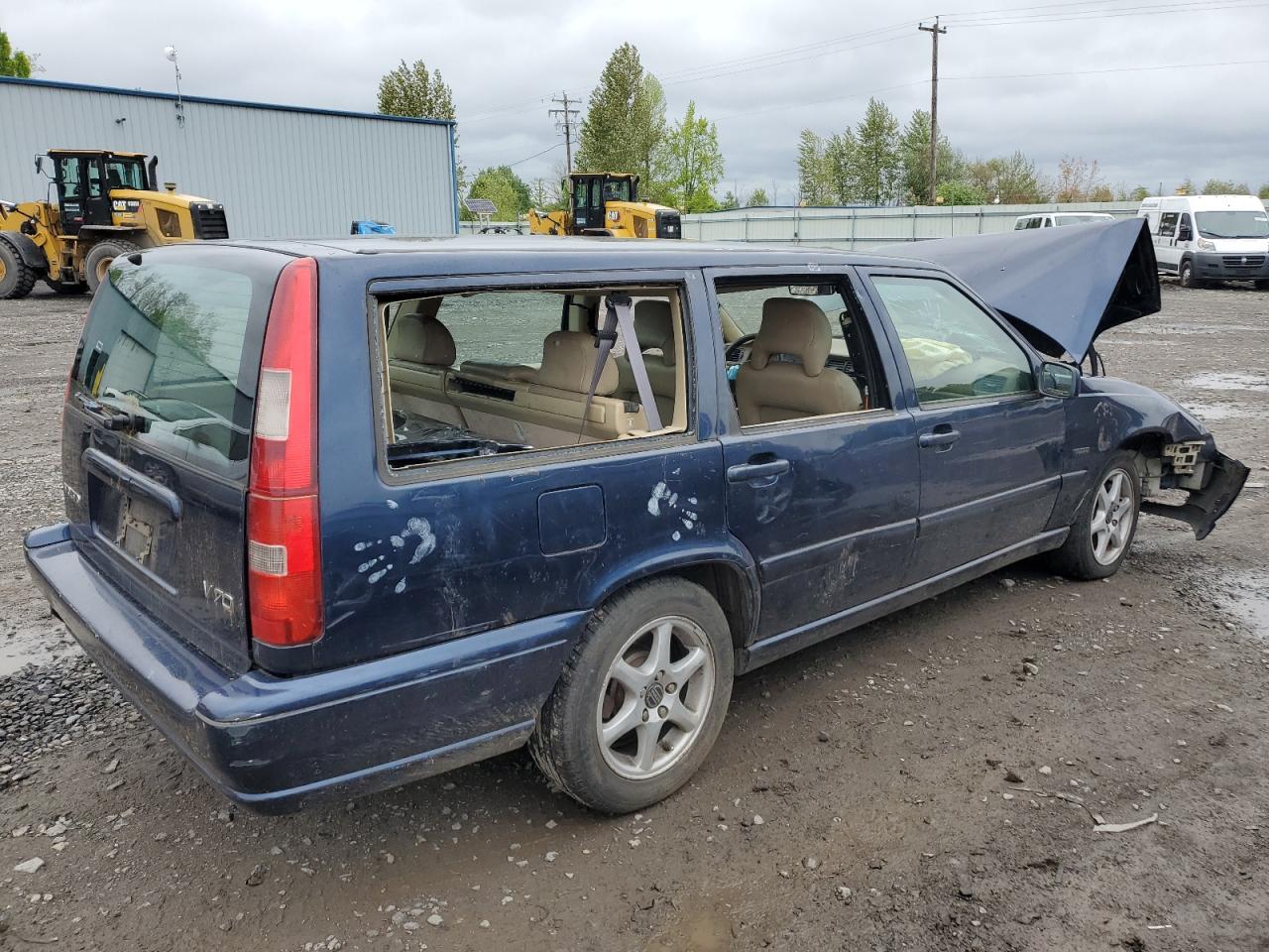 YV1LW5575W2504937 1998 Volvo V70