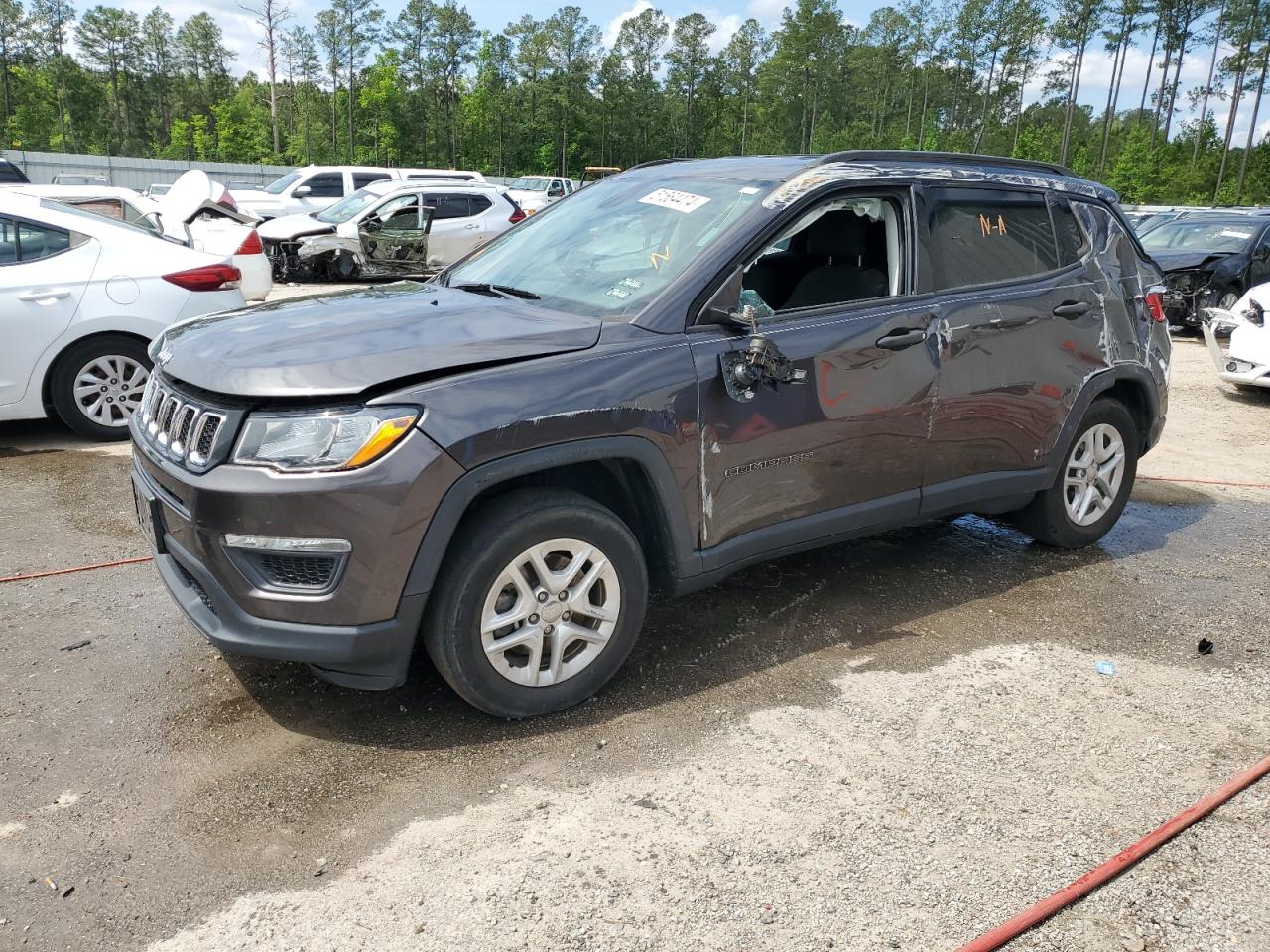 3C4NJCAB3JT411319 2018 JEEP COMPASS - Image 1