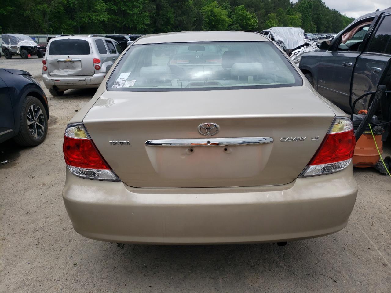 2006 Toyota Camry - Image 6