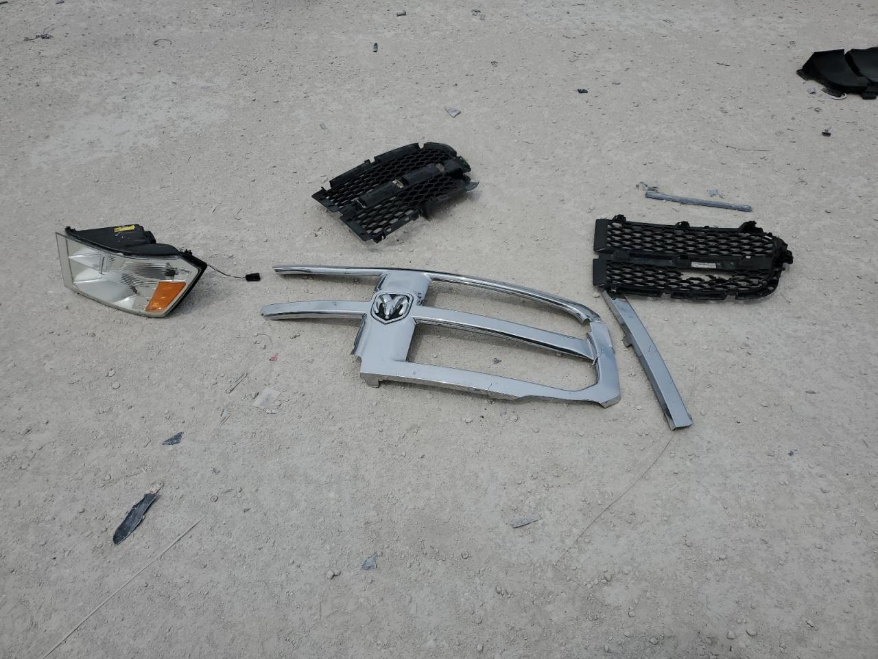 2020 Ram 1500 Classic Tradesman VIN: 3C6JR6DT1LG144021 Lot: 49516764