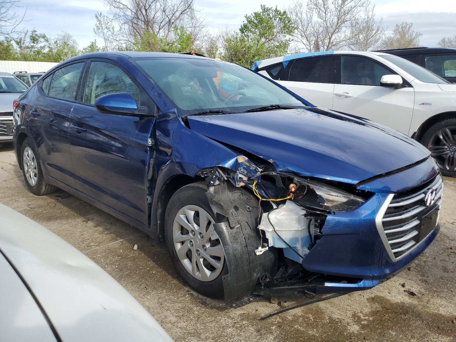 2018 Hyundai Elantra Se vin: 5NPD74LF5JH229041